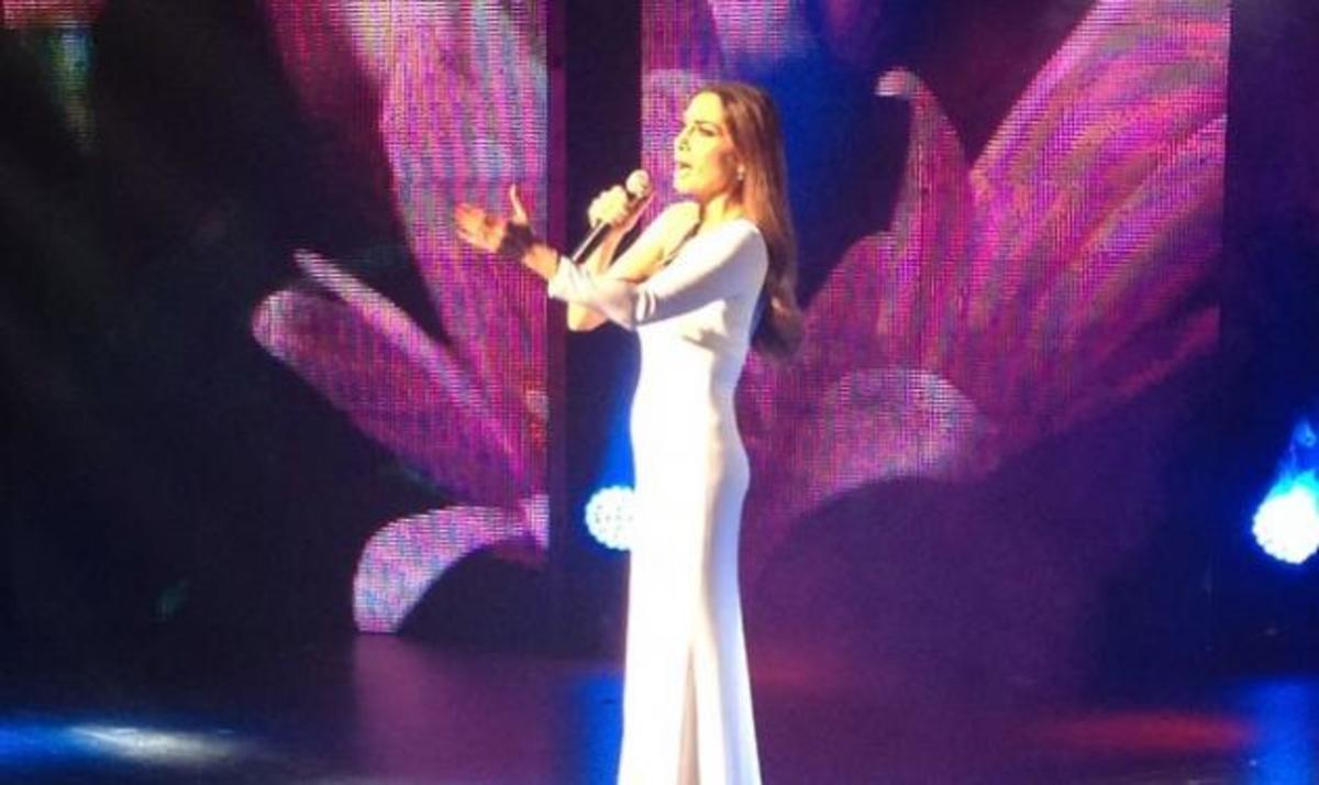 Δέσποινα Βανδή: Με αέρα Χόλιγουντ στα βραβεία της Κύπρου!