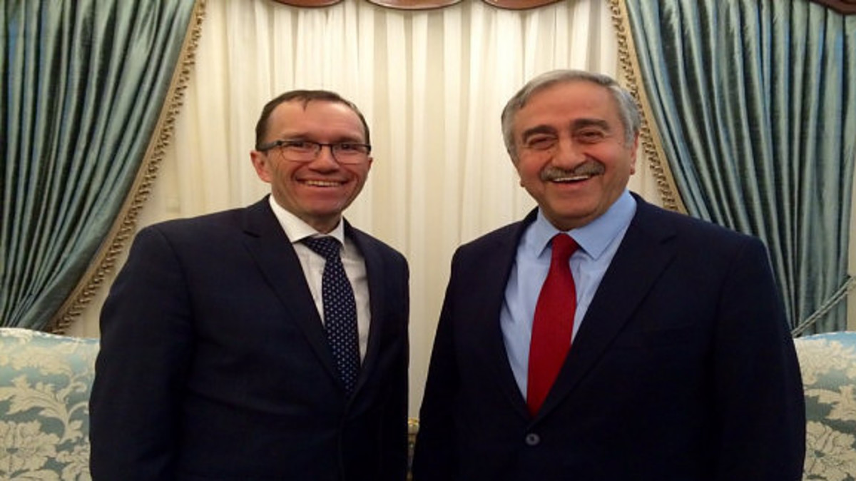 Σκηνικό κατάρρευσης των συνομιλιών στο Κυπριακό μετά από ανακοίνωση των Η.Ε. – Έκτακτη τηλεφωνική επικοινωνία Αναστασιάδη με Τσίπρα