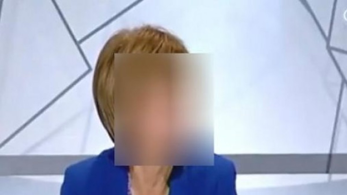 “Λόγω TiVis”: Έκραξαν Κύπρια βουλευτή γιατί δεν της φθάνει ο μισθός να πάει κομμωτήριο! (VIDEO)