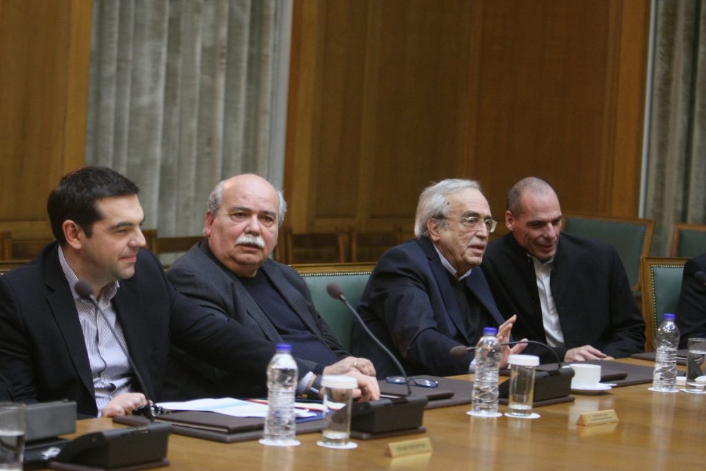 Κυβερνητικό συμβούλιο: Εγκρίθηκε ομόφωνα η λίστα – Στο τραπέζι η πώληση του ΟΛΠ