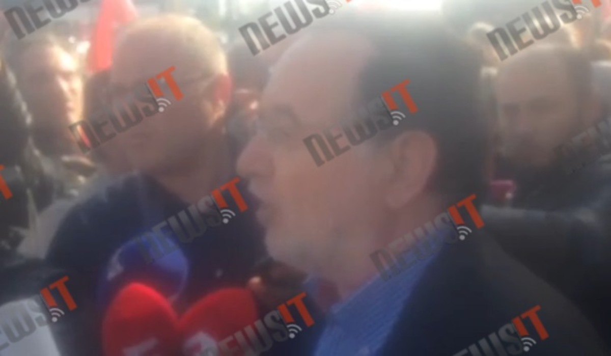 Λαφαζάνης: Ανεπιθύμητο το κουαρτέτο