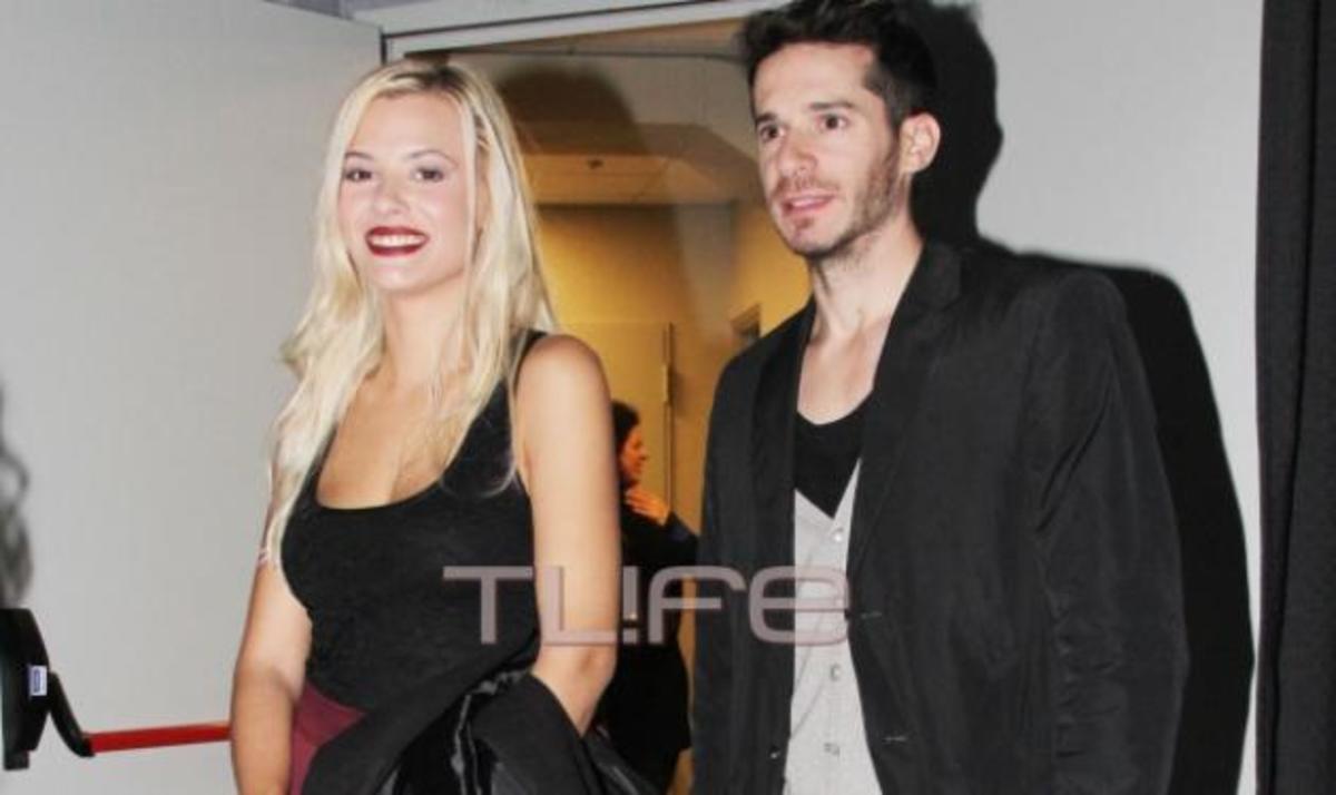 Λ. Νάργες: Χαμογελά ξανά μετά το θάνατο του πατέρα της!