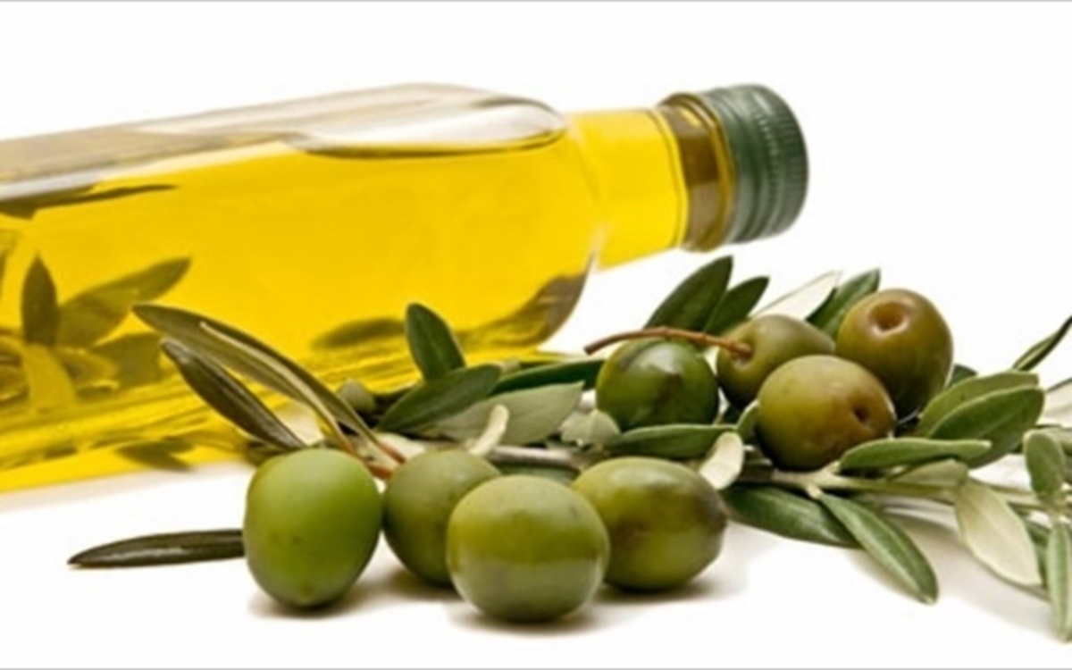 Γιατί νηστεύουμε το λάδι και όχι τις ελιές
