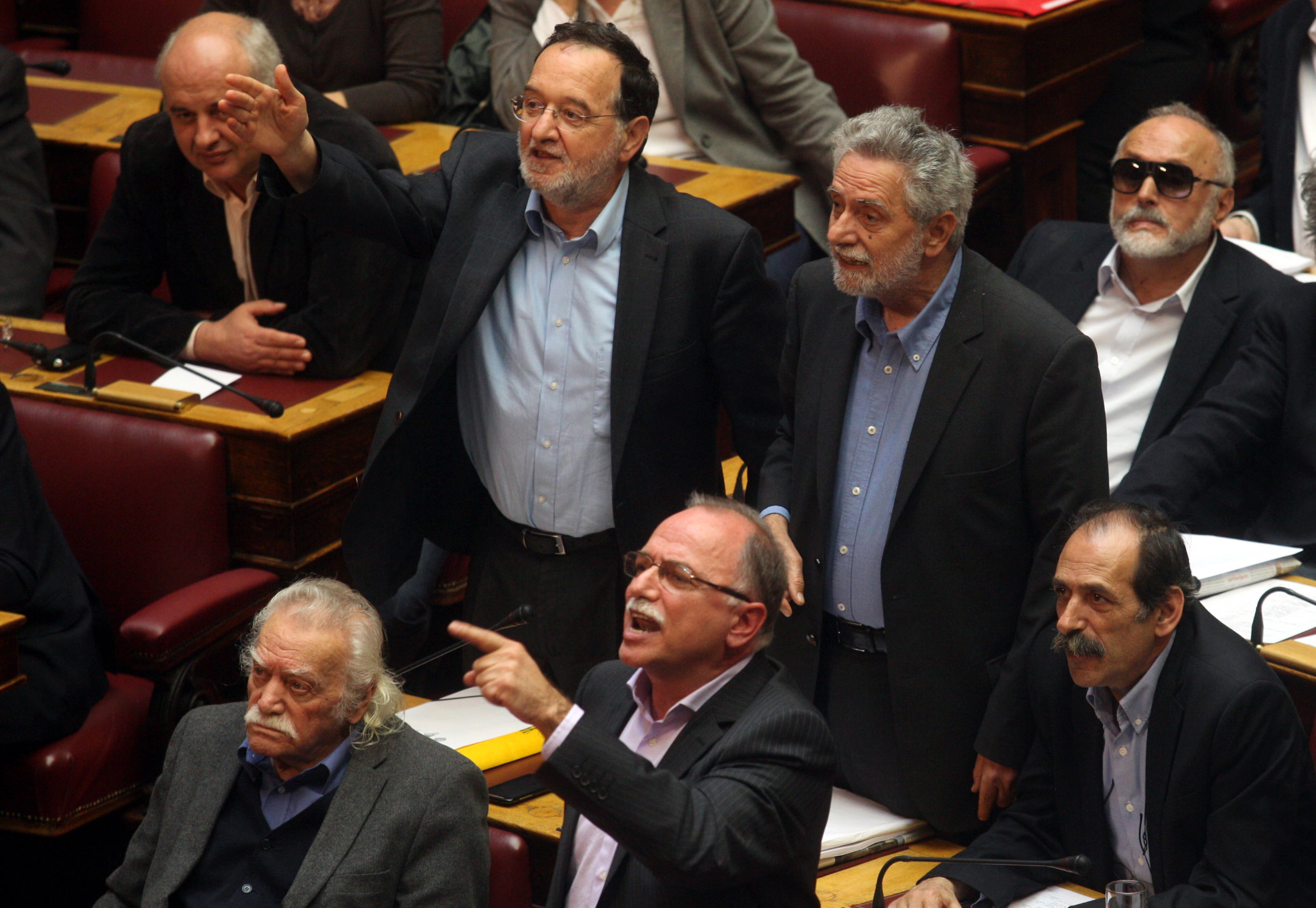 Άγρια κόντρα κυβέρνησης – ΣΥΡΙΖΑ για την αστυνομική επιχείρηση στο Πολυτεχνείο