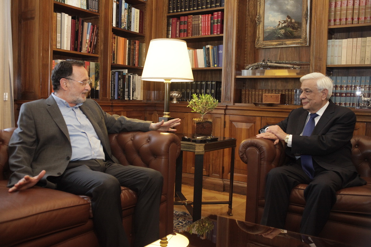 Εκλογές 2015 – Σφοδρή επίθεση Λαφαζάνη σε Παυλόπουλο: Σύσκεψη αρχηγών αλλιώς διαπράττεις εκτροπή