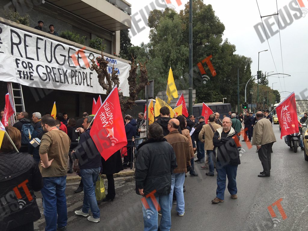 Εισβολή της Λαϊκής Ενότητας στα γραφεία της ΕΕ!