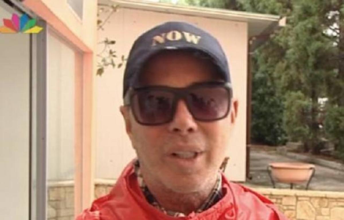 Λάκης Γαβαλάς: “Νότη μη μιλάς, τραγούδα μόνο”!