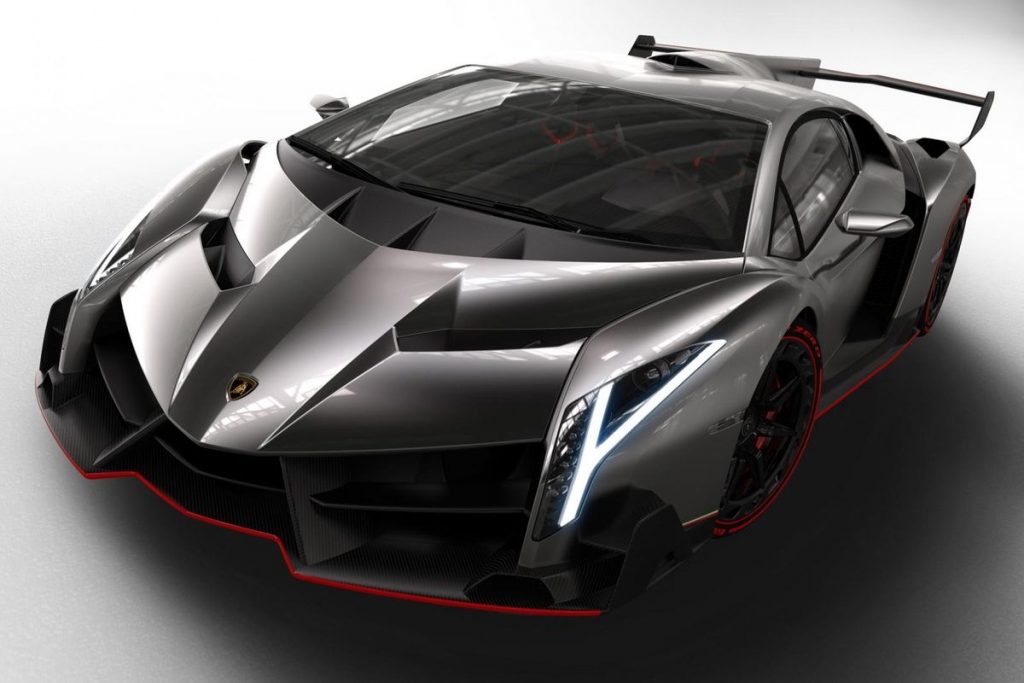 Η Lamborghini Veneno στάζει «δηλητήριο»