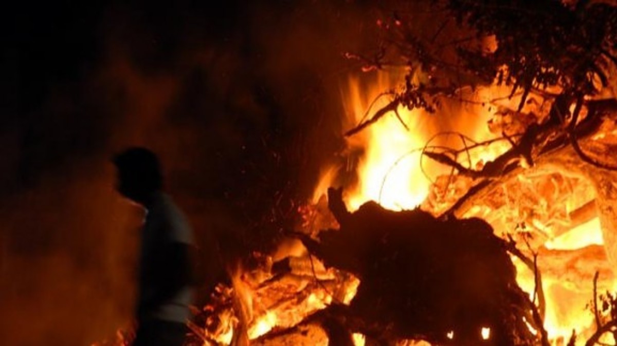 Έκαναν γυαλιά καρφιά περιπολικό για χάρη της… λαμπρατζιάς!