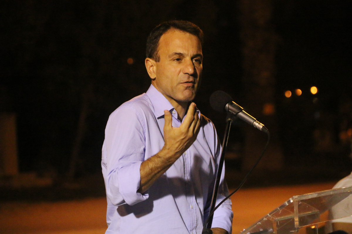 Λαπαβίτσας εναντίον Λαφαζάνη για τα μάτια της …δραχμής