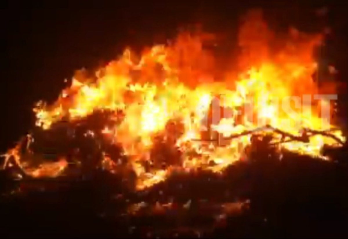 Φωτιές στο Μενίδι