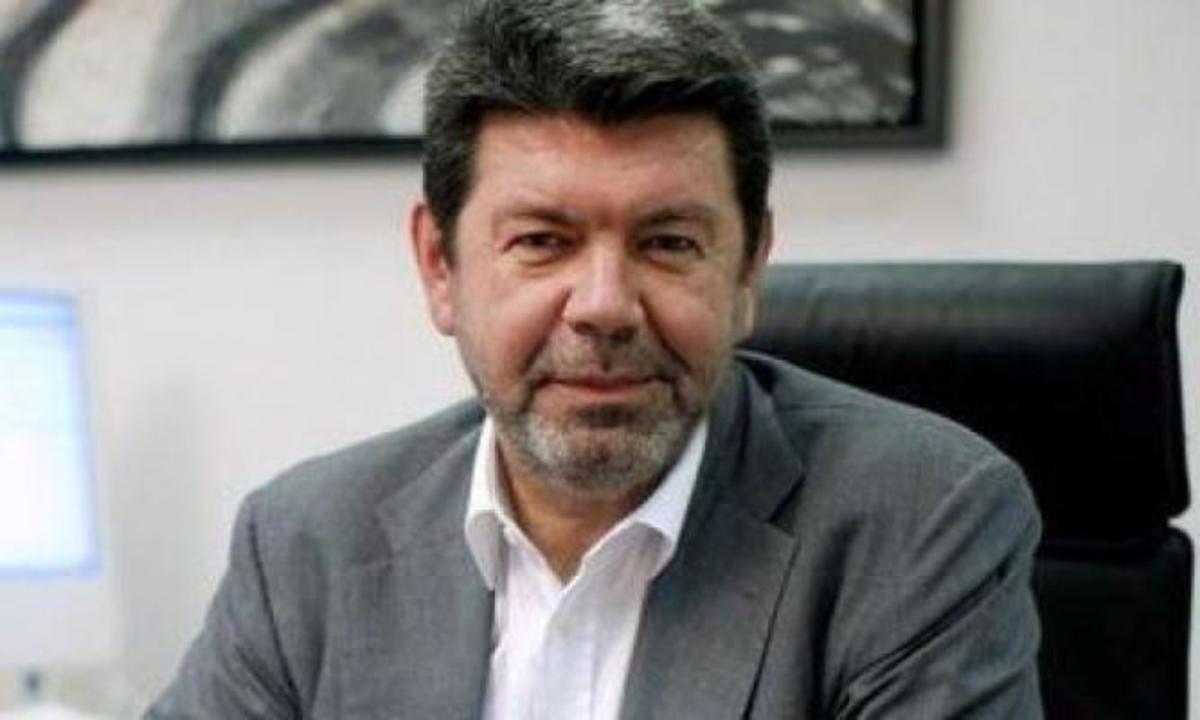 Γιάννης Λάτσιος: “Η δουλειά μου δεν είναι να απαντάω στους τηλεκριτικούς”