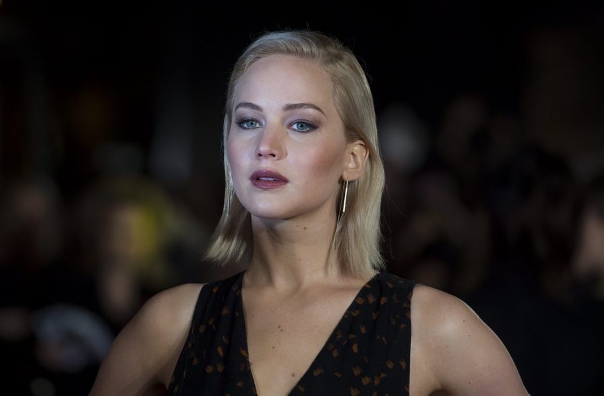 Jennifer Lawrence: Μια σύγχρονη σταχτοπούτα και οι… νόμοι της