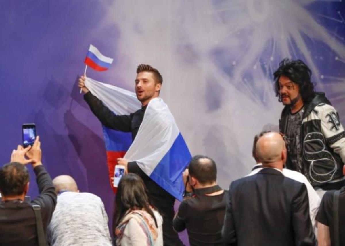 Eurovision 2016: Πανικός με τον Ρώσο τραγουδιστή – Η ερώτηση για τους ομοφυλόφιλους που τον ξάφνιασε