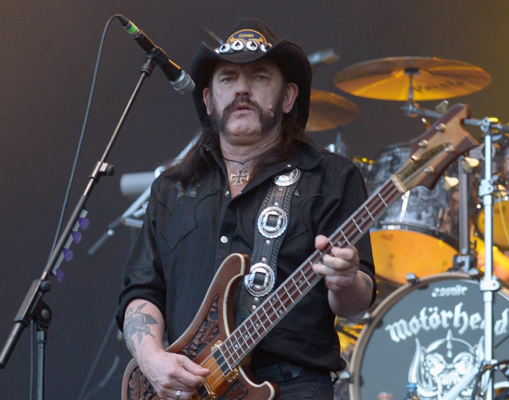 Αντίο Lemmy! Μας έδωσες τα καλύτερα headbanging!