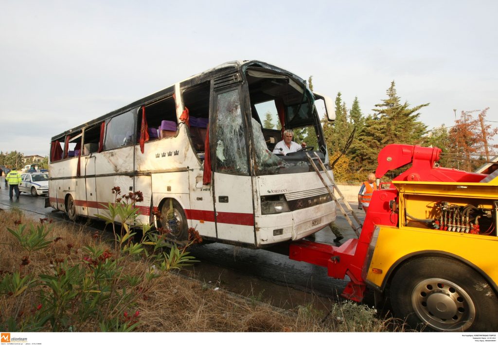 Υπερβολική ταχύτητα αιτία της τραγωδίας; – Περιμένουν τις μαρτυρίες των τραυματιών