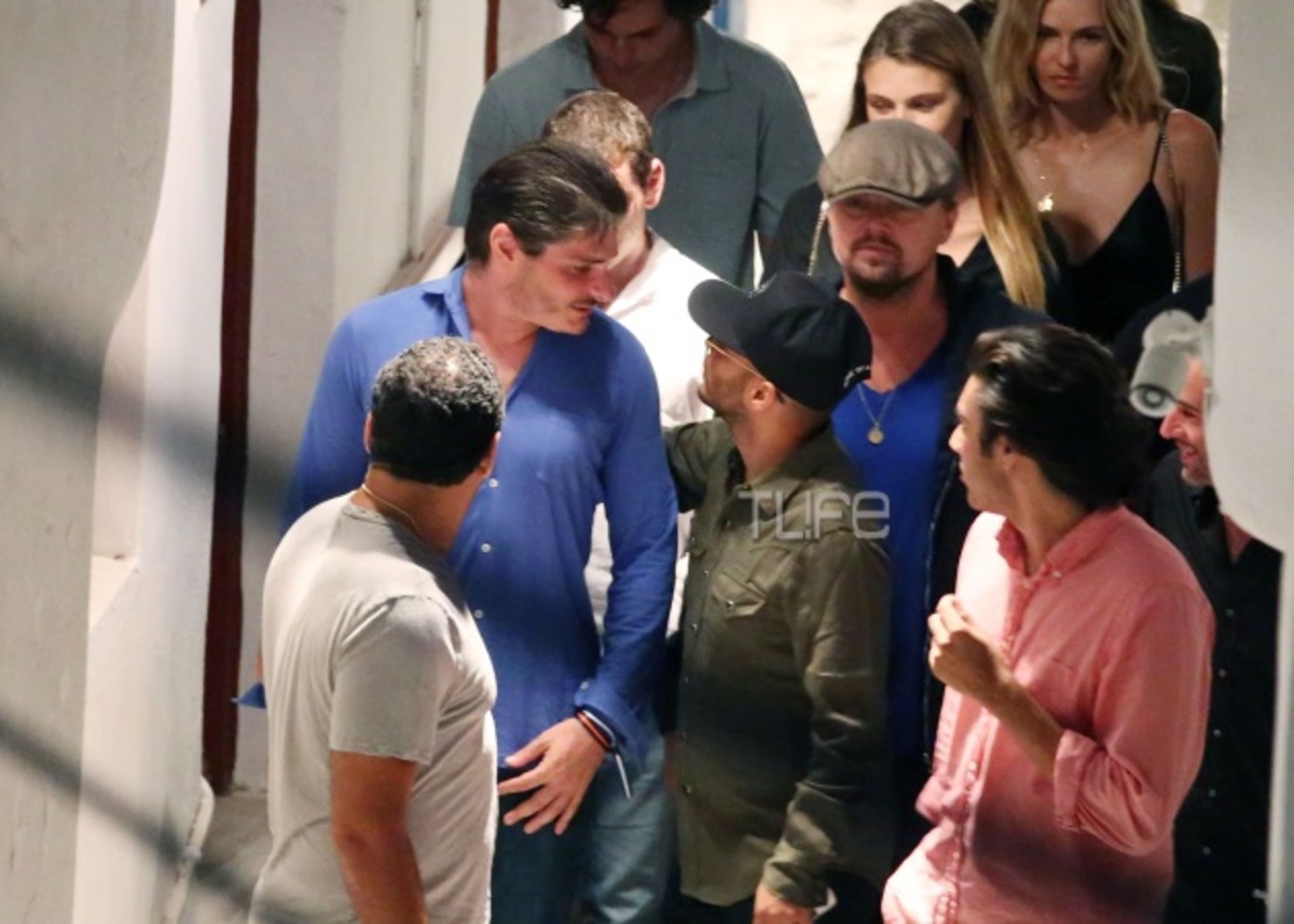 Leonardo Di Capriο: Έφαγε σε ελληνική ταβέρνα στη Μύκονο μαζί με τη σύντροφό του! Βίντεο