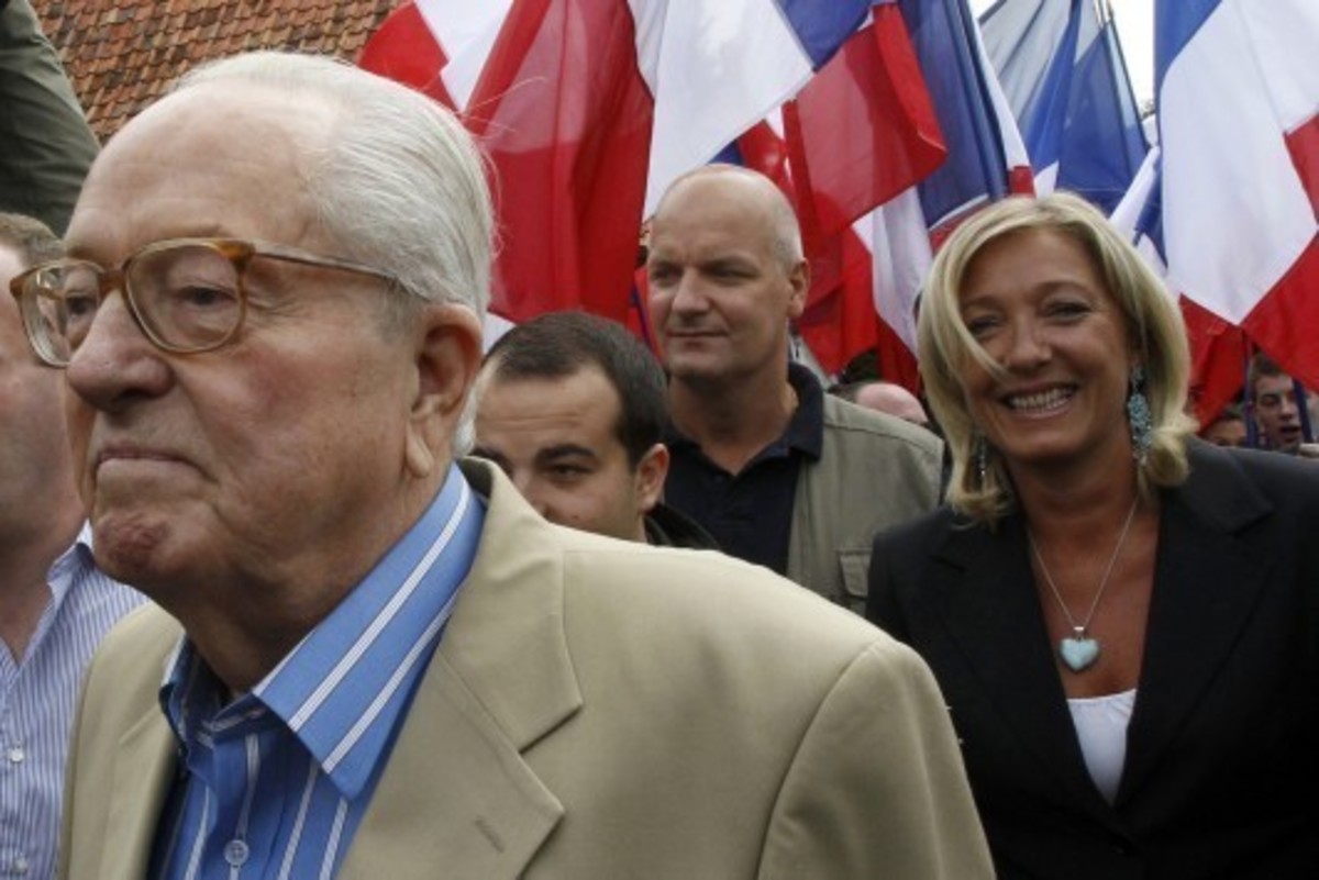 Ο ακροδεξιός Λεπέν φέρεται να είχε κρυφό λογαριασμό στην Ελβετία