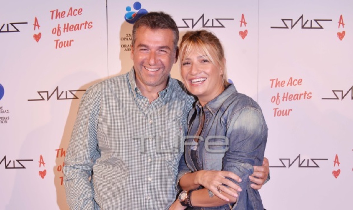 Γιώργος Λιάγκας – Φαίη Σκορδά: Άφησαν τα παιδιά στο σπίτι και πήγαν στη συναυλία του Σάκη Ρουβά!