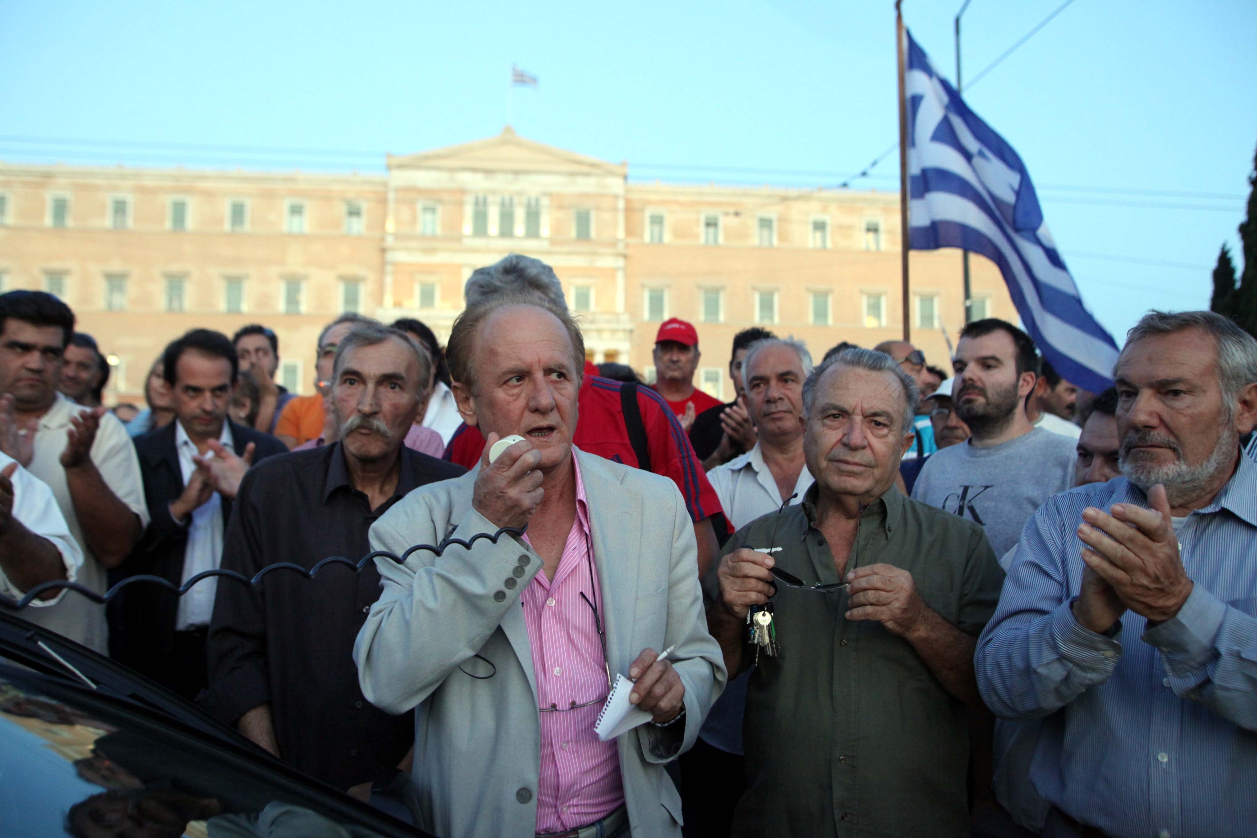 Η ΝΔ διέγραψε τον “φίλο” της… Θ. Λυμπερόπουλο