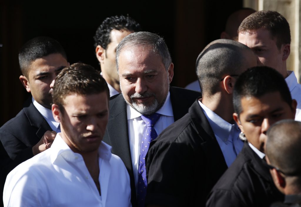 Ισραήλ: Ο Λίμπερμαν επανέρχεται στην κυβέρνηση Νετανιάχου, μετά την αθώωσή του