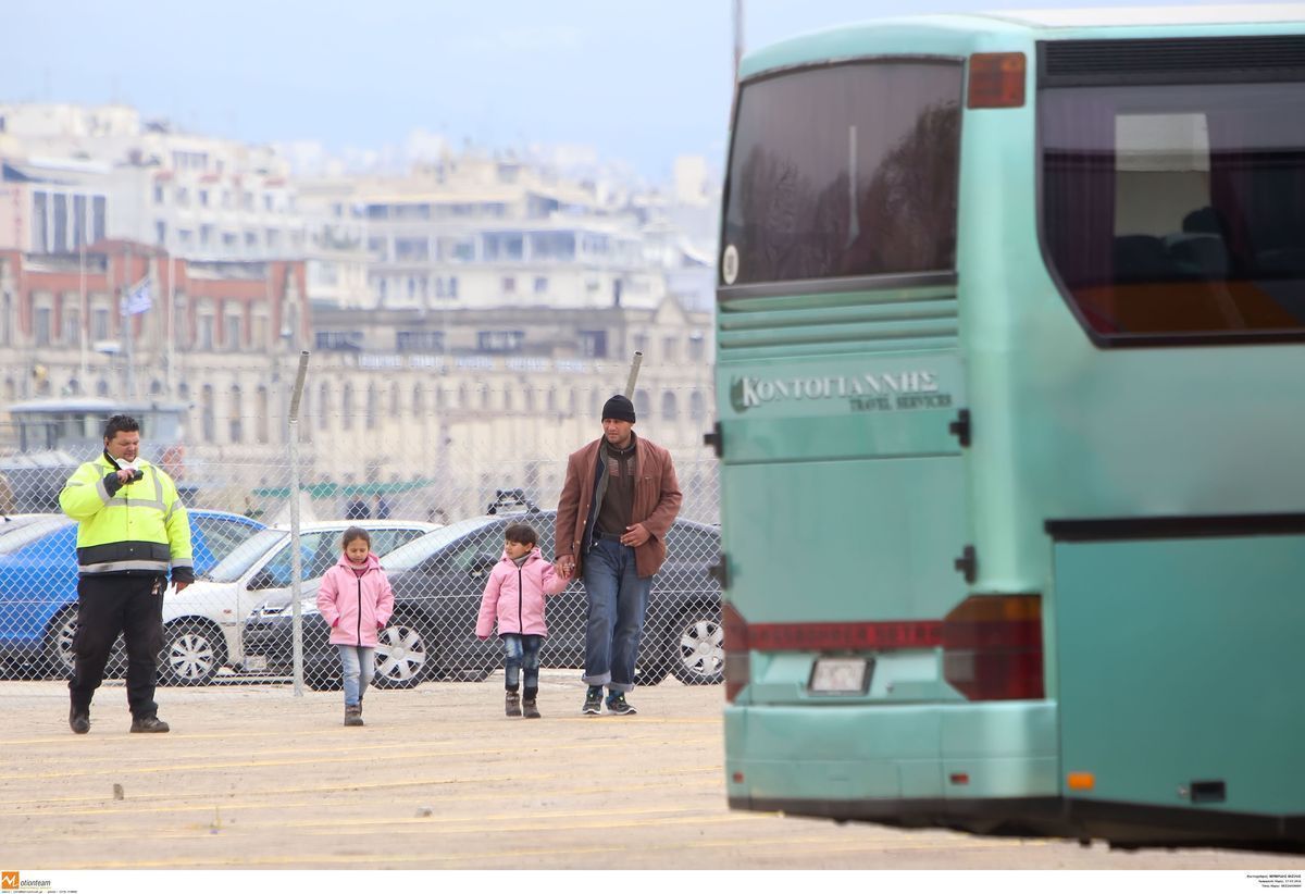 Κανονικά στις θέσεις τους μέχρι τη Μεγάλη Τετάρτη οι εργαζόμενοι στο λιμάνι της Θεσσαλονίκης