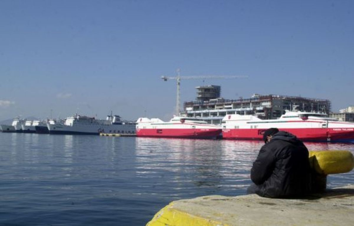 Κρουαζιερόπλοιο μεταφέρει τουρίστες με ασθένεια- συναγερμός στον Πειραιά.
