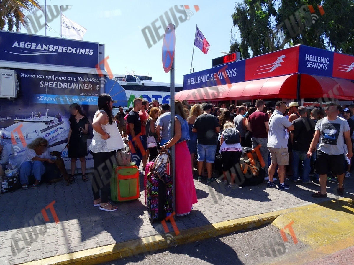 Η απόδραση παραμονές Δεκαπενταύγουστου τους βγήκε… ξινή! Χάος στο λιμάνι του Πειραιά με τους εκδρομείς που… ξέμειναν, λόγω του απαγορευτικού