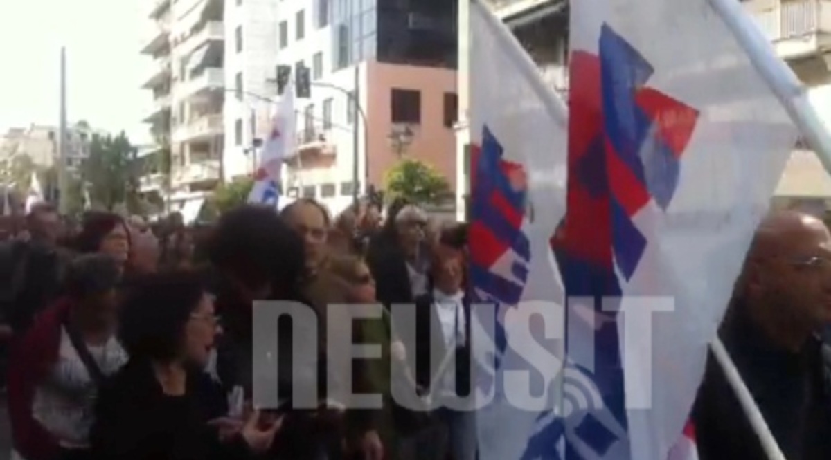 Πορεία στο λιμάνι