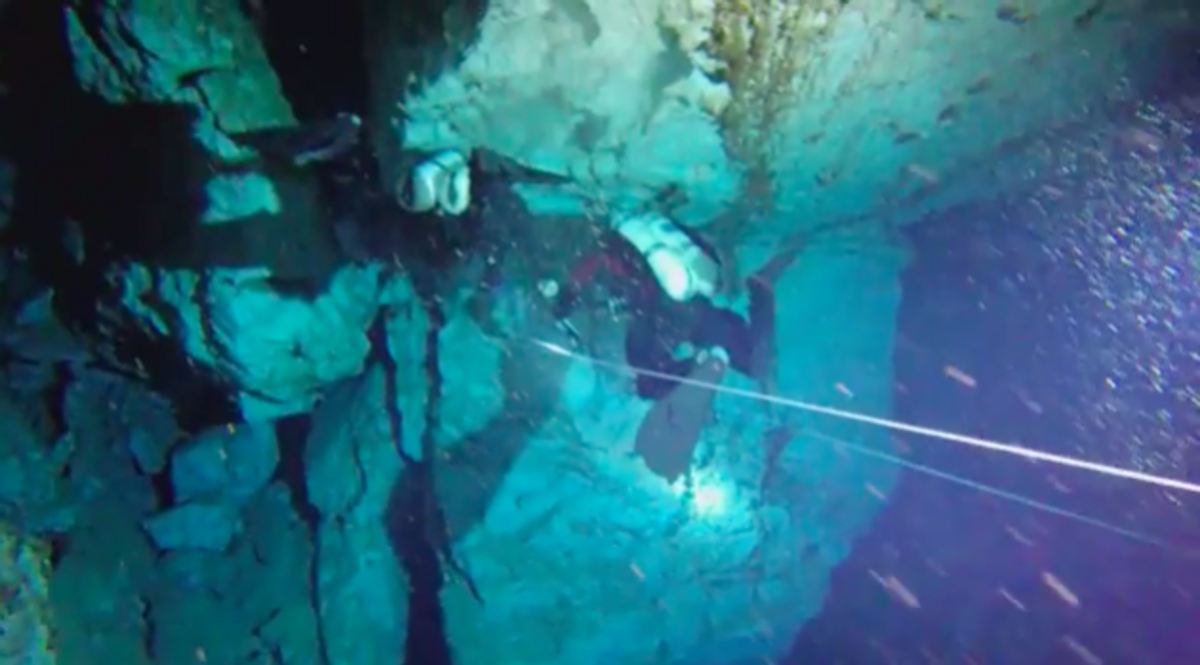 H  μαγευτική αλλά και “φονική” λίμνη της Βουλιαγμένης – ΒΙΝΤΕΟ