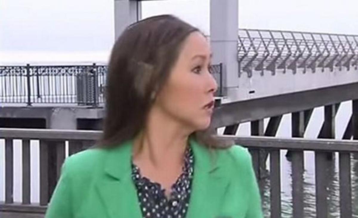 Απίστευτη on camera ληστεία σε ζωντανή μετάδοση! ΒΙΝΤΕΟ