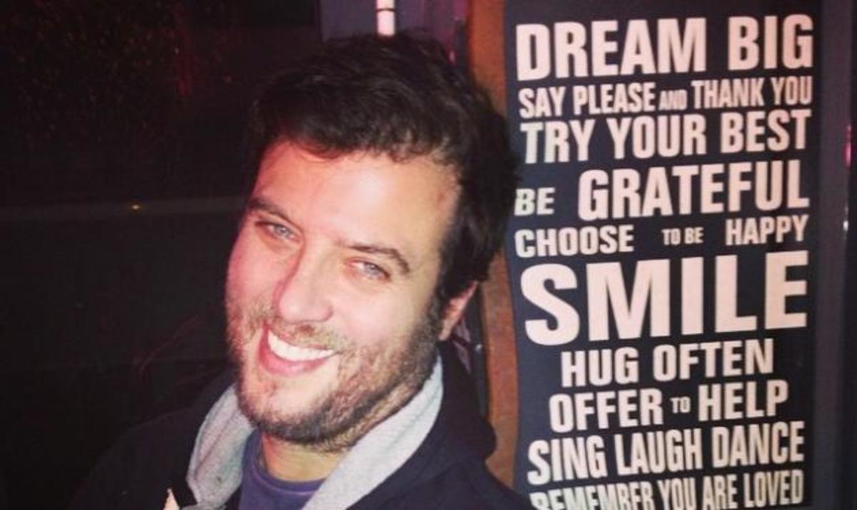 Δες τις κούκλες κόρες του Λάμπη Λιβιεράτου στο ταξίδι τους στην Κεφαλονιά!