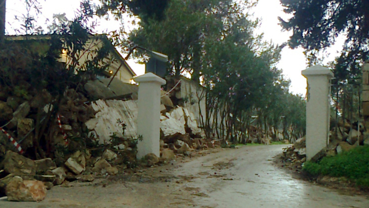 “Stai lontano dagli edifici, non vagare senza meta!”  appello agli abitanti di Cefalonia dopo il nuovo terremoto – Dendias è stato evacuato a Lixouri