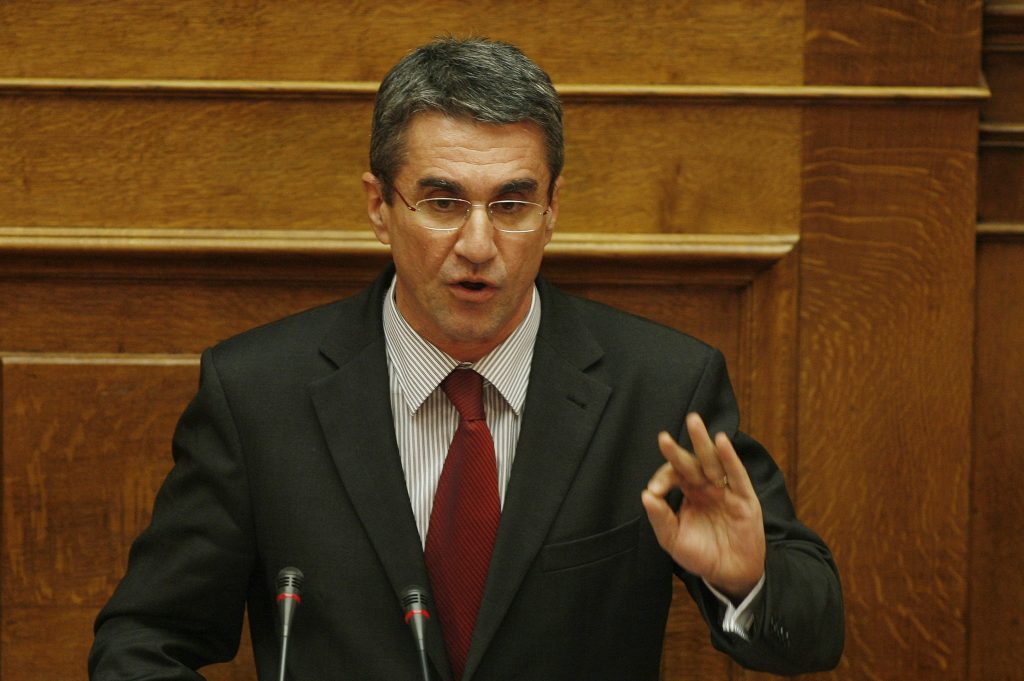 Λοβέρδος για την πρωτιά του σε δημοσκόπηση: “Είναι μεγάλη μου τιμή”