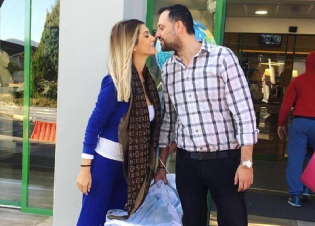Αλεξάνδρα Λοΐζου: Ποζάρει με τον γιο της και μας δείχνει το δωμάτιό του!