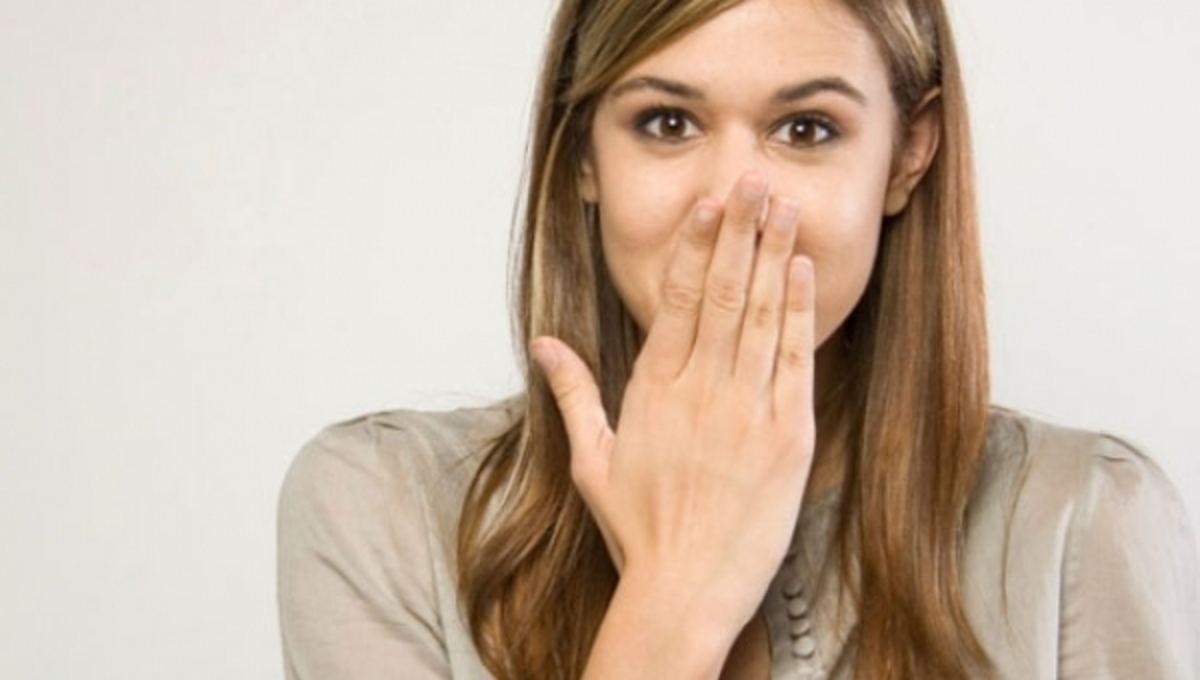 7 tips για να σταματήστε τον λόξυγγα