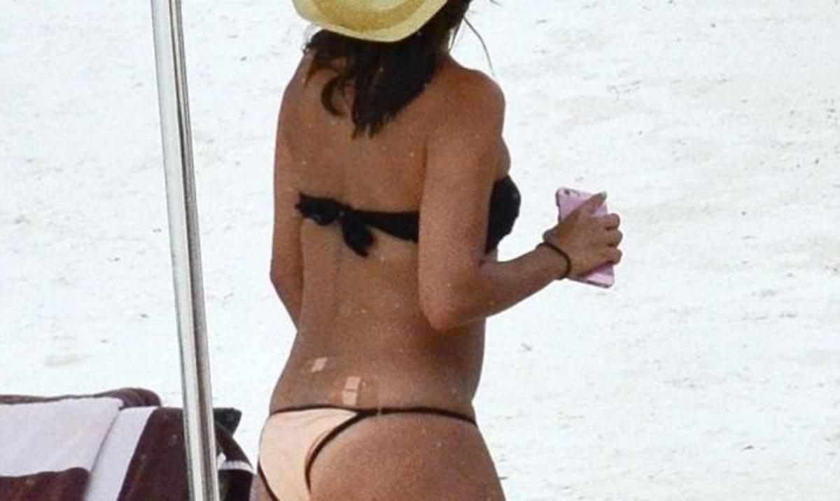 Oι… ζουμερές καμπύλες της 40αρας Eva Longoria και τα τατουάζ που έσβησε!