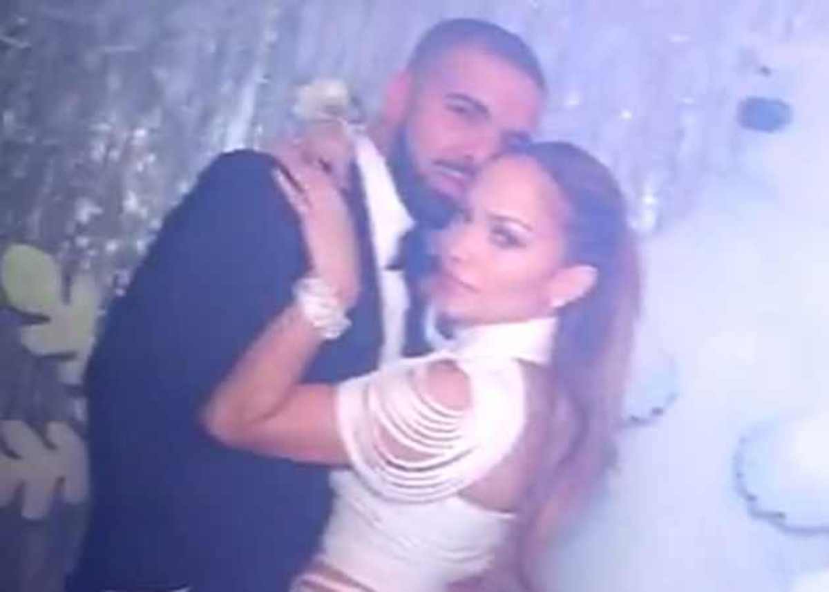 Δεν κρατιούνται! Φιλιά και αγκαλιές για Jennifer Lopez και Drake στην πρώτη επίσημη έξοδό τους [pics,vid]