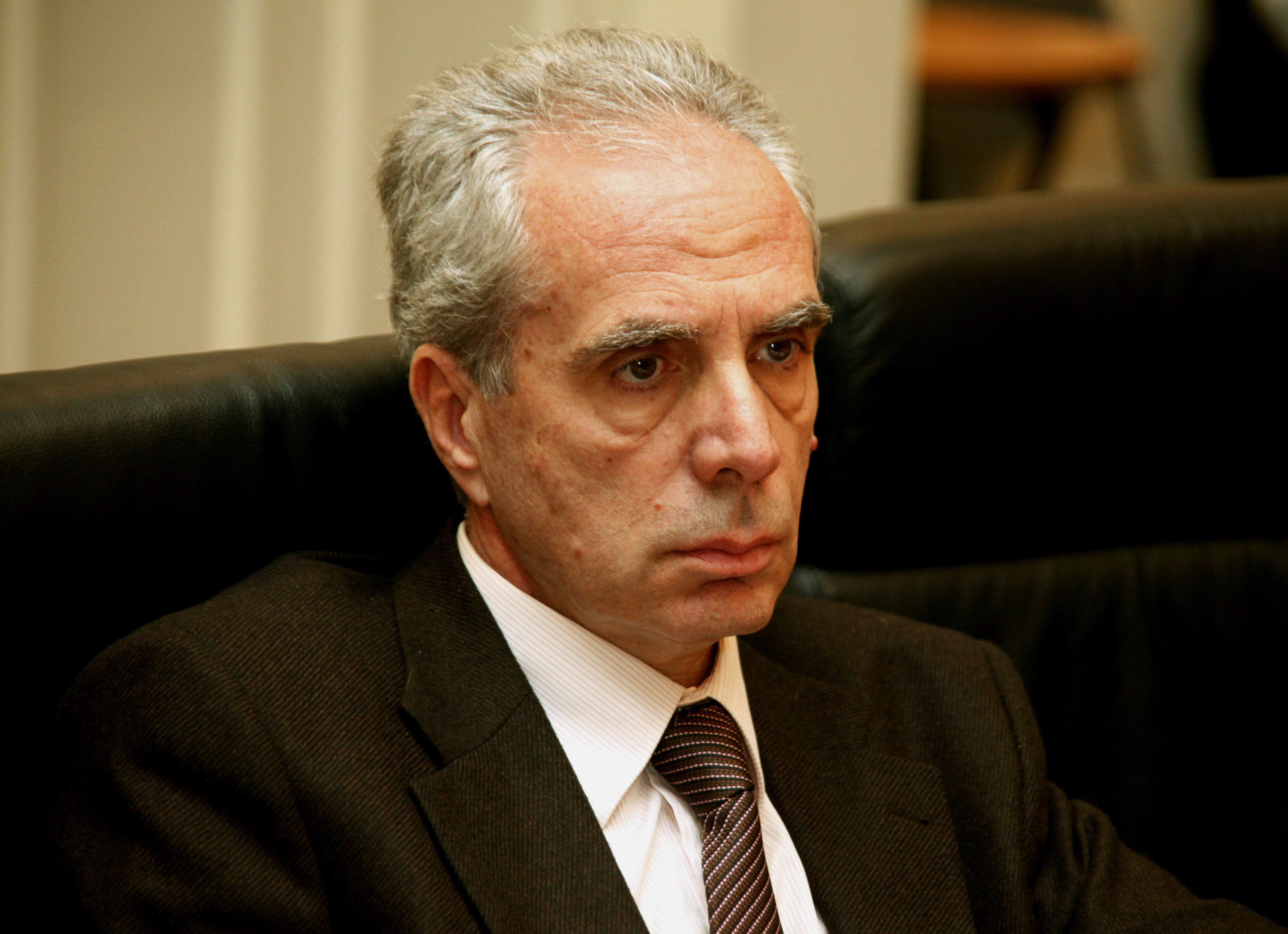 Λουράντος: Δώστε τώρα τα στοιχεία των φαρμακοποιών που παρανόμησαν!