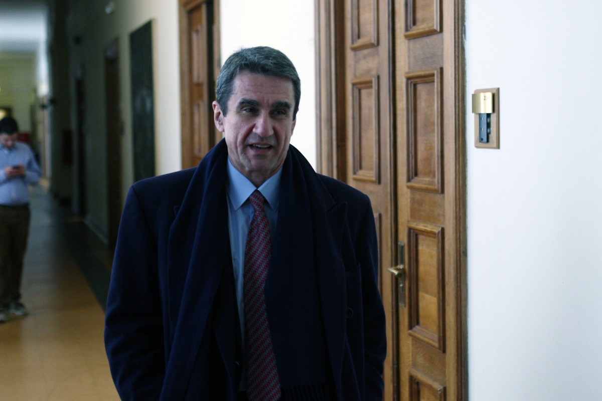 Καταργήθηκε η διάταξη Λοβέρδου που διαπόμπευε τις οροθετικές γυναίκες