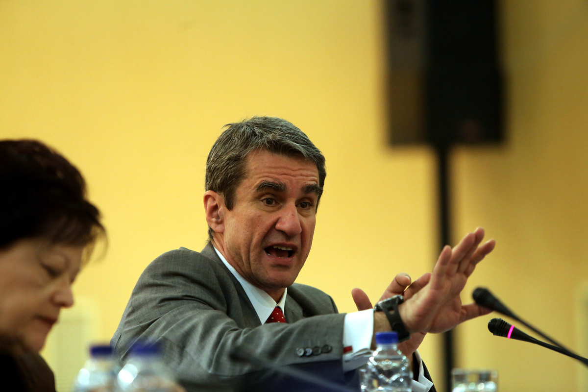 Μειώνονται έως και 50% τα θέματα της Τράπεζας Θεμάτων