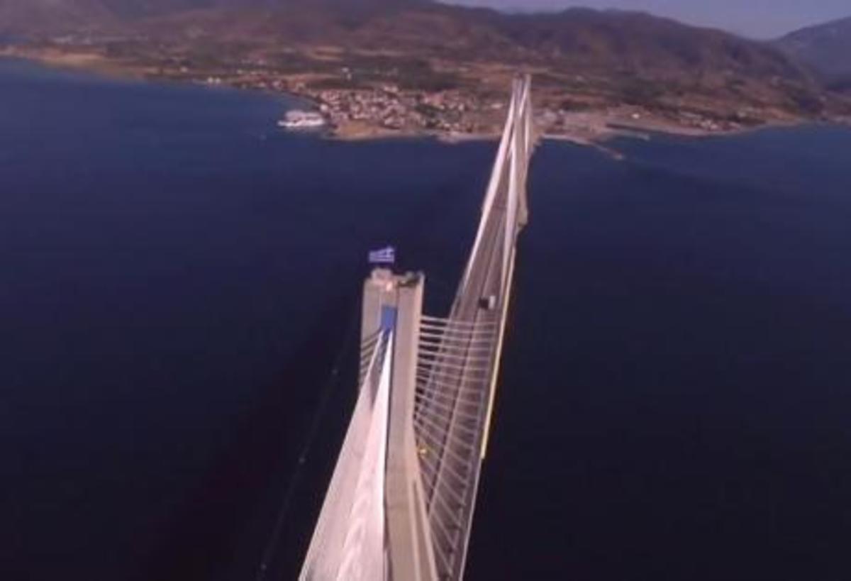 ΦΩΤΟ από thebest.gr