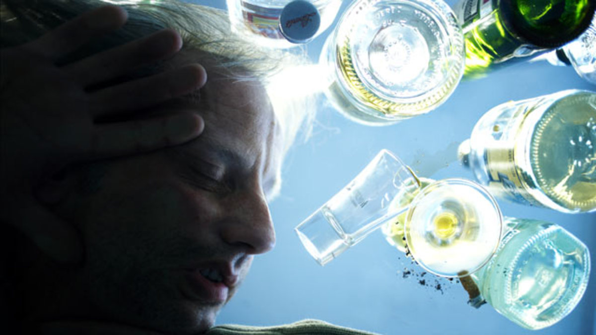 Θέλει να θεραπεύσει τον αλκοολισμό με… LSD!