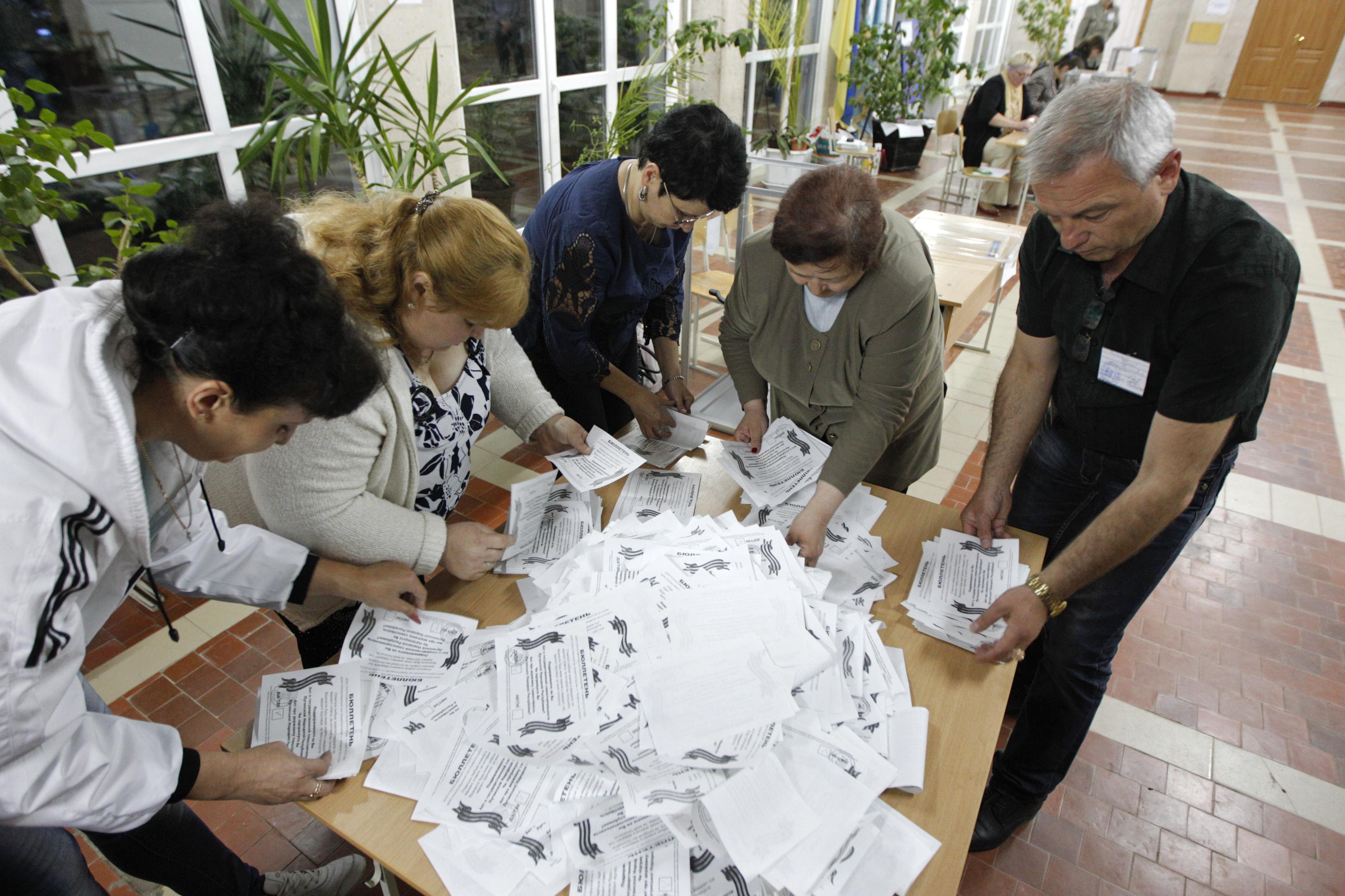 Η ουκρανική Λουχάνσκ ετοιμάζει δημοψήφισμα για την ένταξή της στη Ρωσία