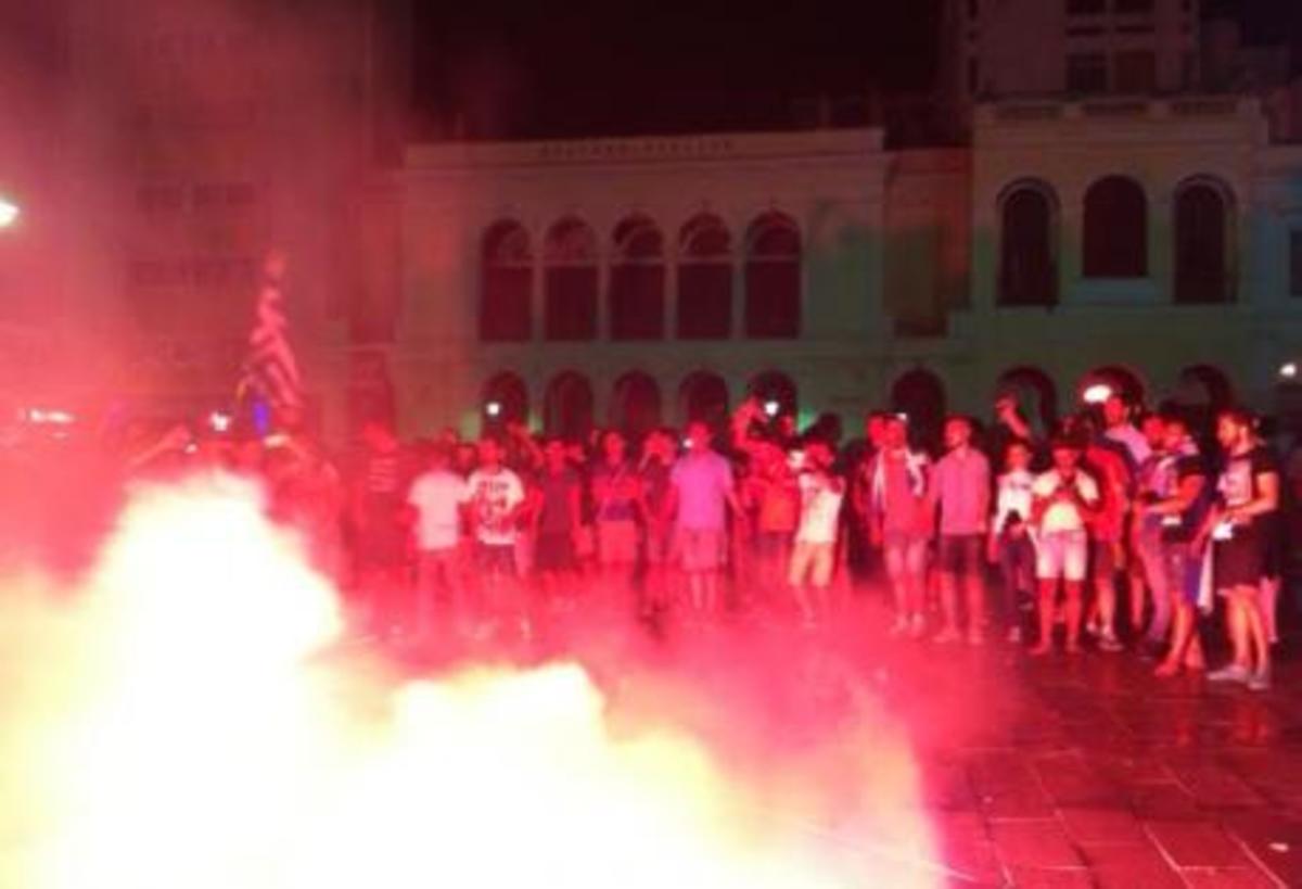 Πανηγυρισμοί για πρόκριση εθνικής στην Πάτρα