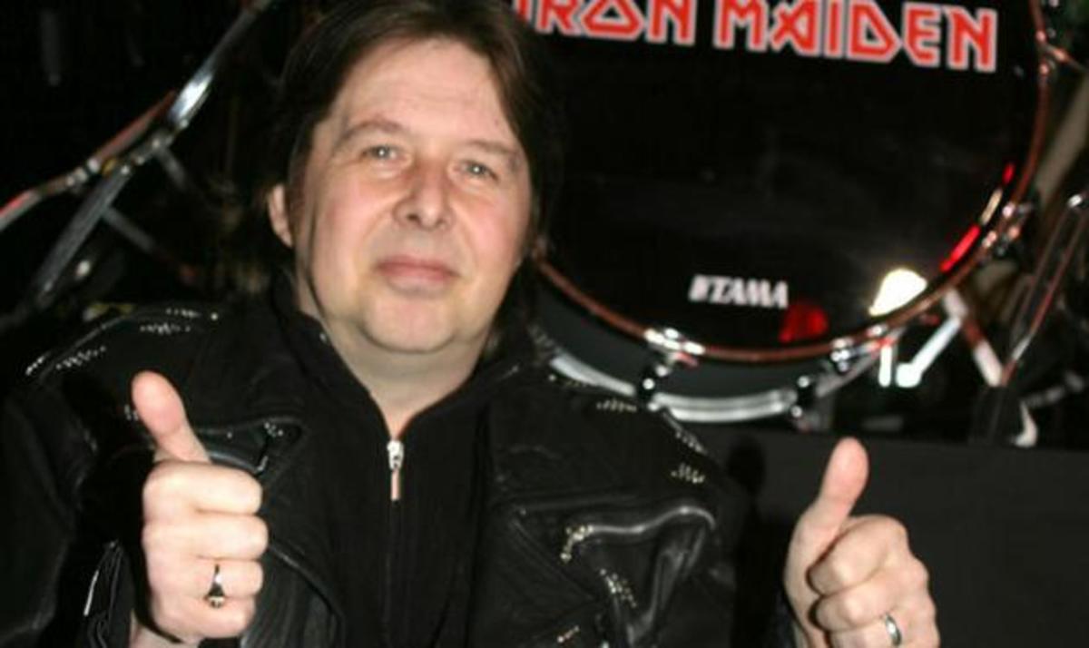 Πέθανε ο πρώην ντράμερ των Iron Maiden Clive Burr