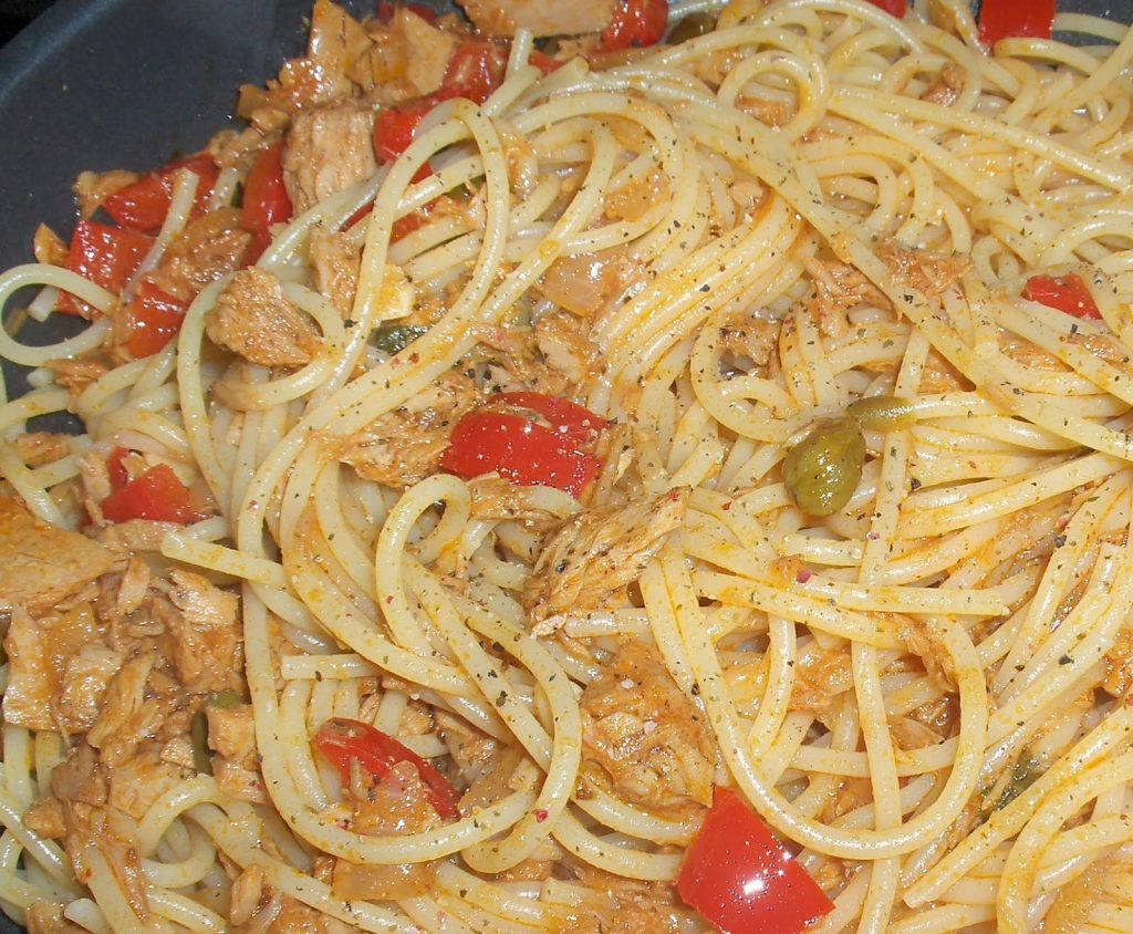 To υπουργείο Οικονομικών βγάζει μακαρόνια σε πλειστηριασμό