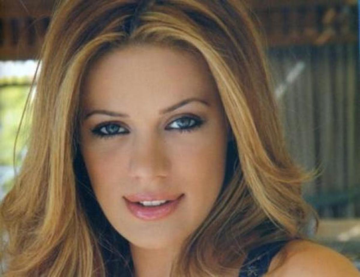 Τα πόσα κλείνει σήμερα η Ζέτα Μακρυπούλια;