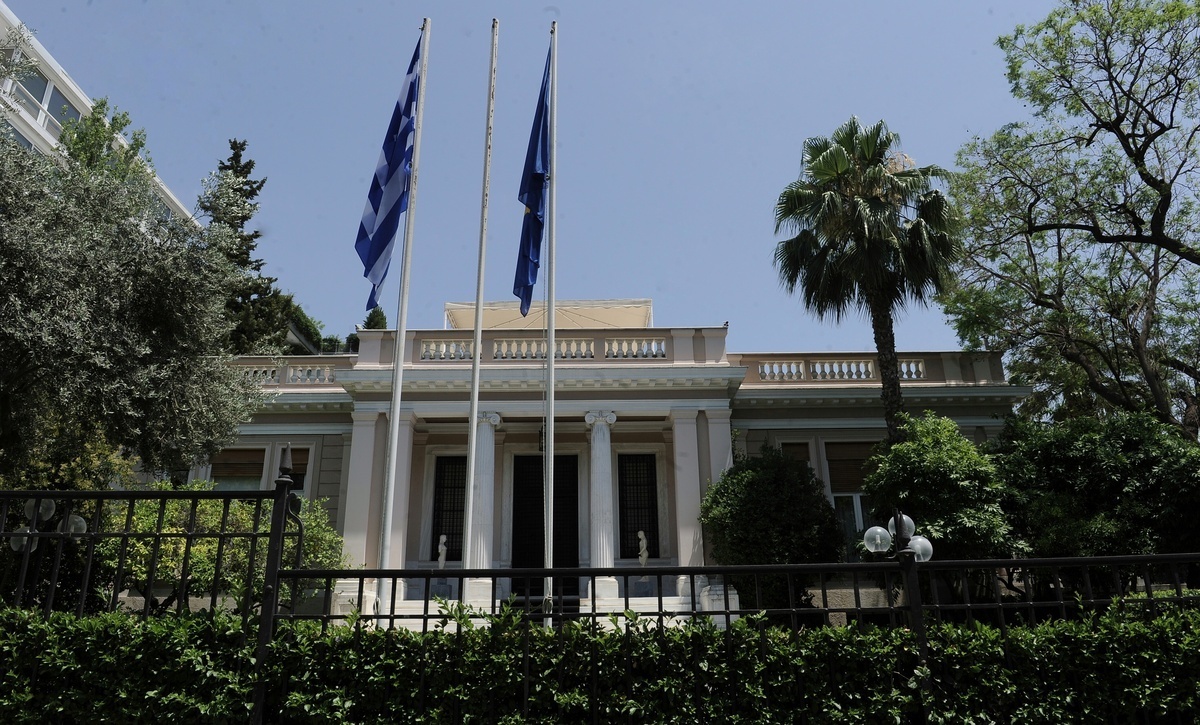 Κυβέρνηση: «Προχωράμε κανονικά με τον εκλογικό νόμο»