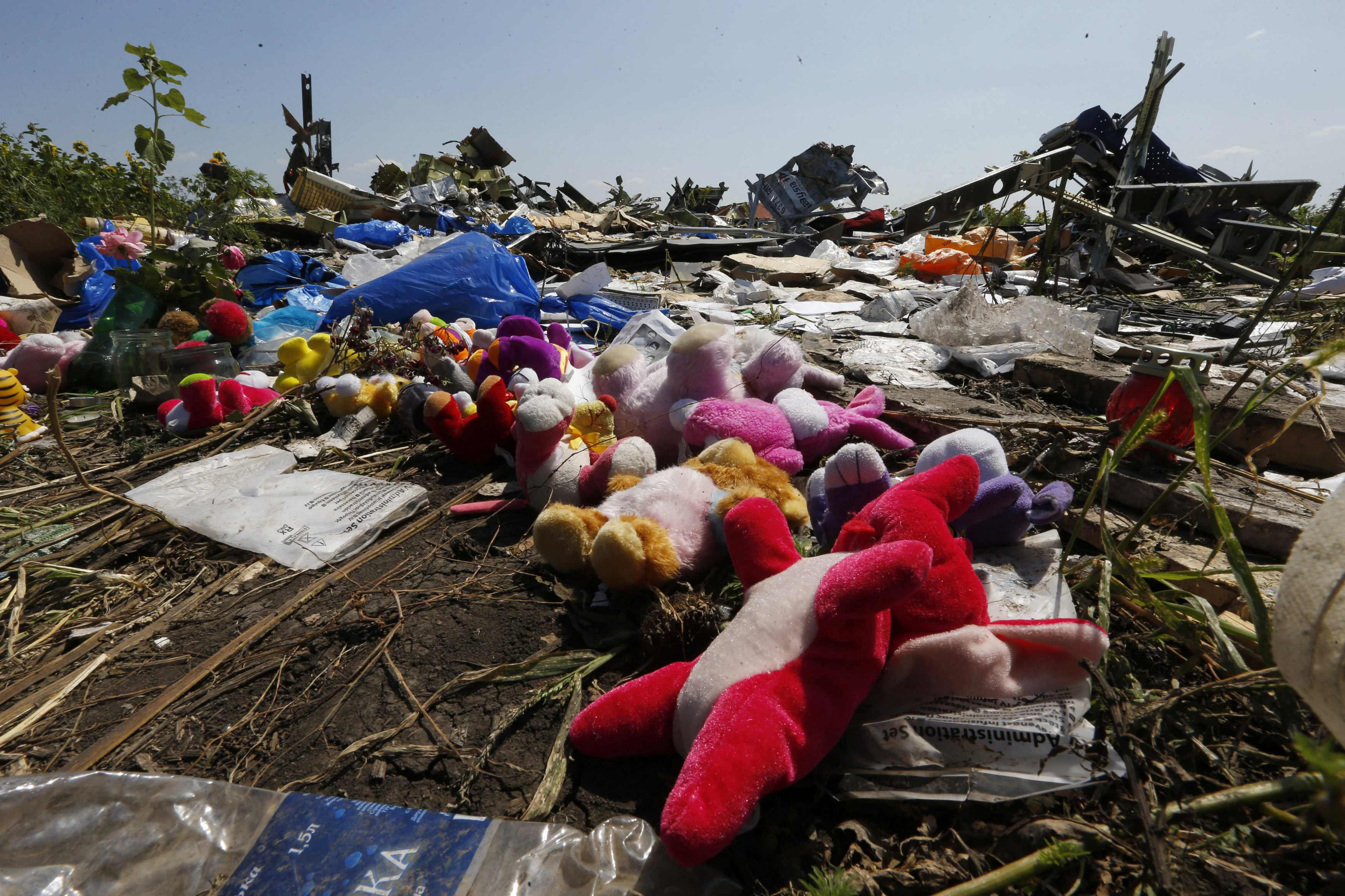 Ουκρανία: Αλλαγή σχεδίων για τους ερευνητές – Δεν θα επισκεφθούν τον τόπο της τραγωδίας του Boeing της Malaysia Airlines